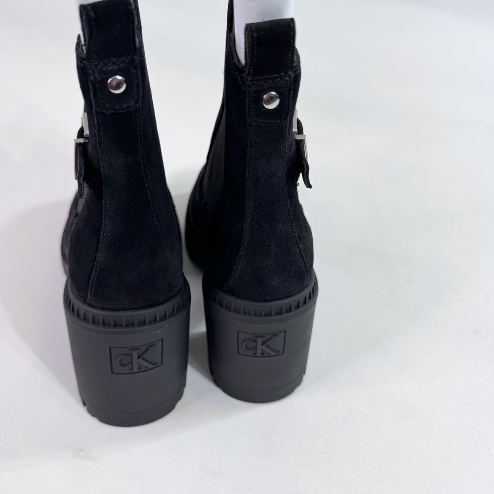 Calvin Klein Boots Womens Size 7.5 Black Suede Chelsea Ankle Block Heel Lug Sole - Picture 4 of 11